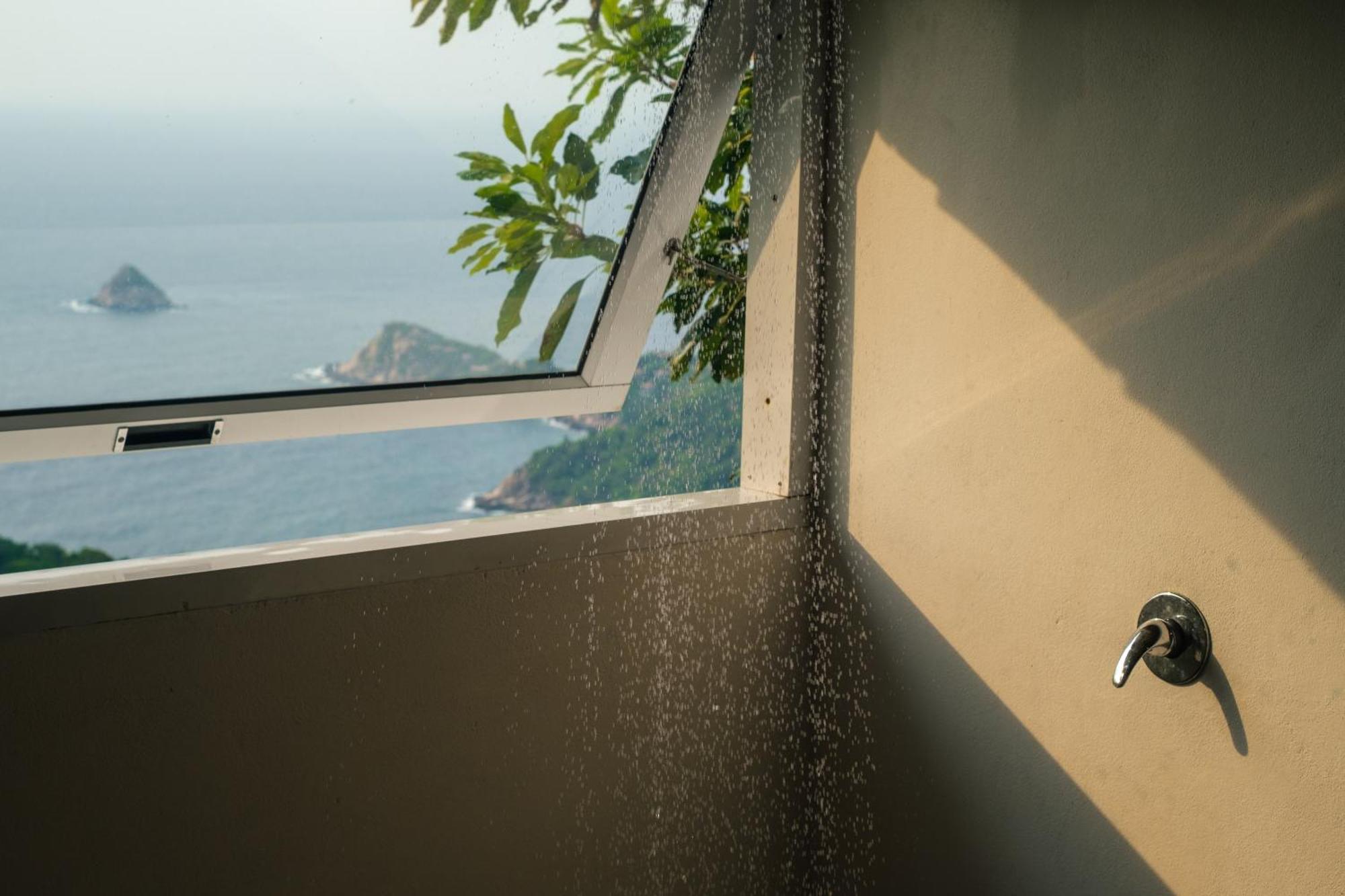 Villa On The Rocks Koh Tao Exterior photo
